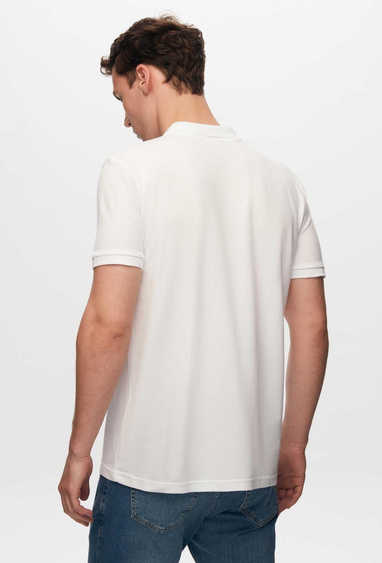 Ds Damat Regular Fit Beyaz Pike Dokulu %100 Pamuk Polo Yaka Nakışlı T-Shirt