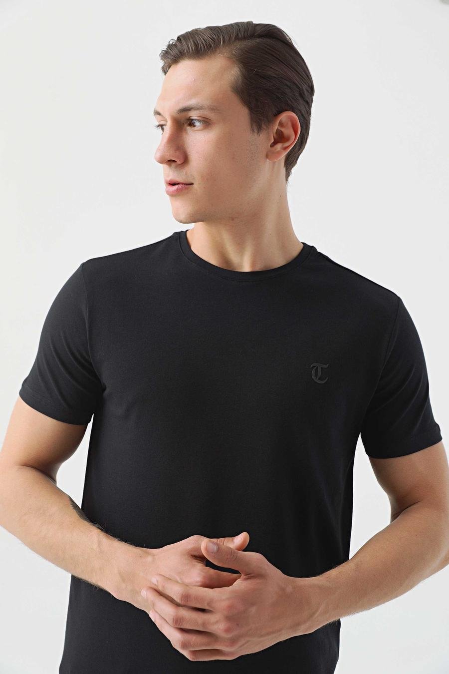 Twn Slim Fit Siyah Düz Örgü Twn Logo Baskılı Strech Pamuklu T-Shirt - 8683218252847 | D'S Damat